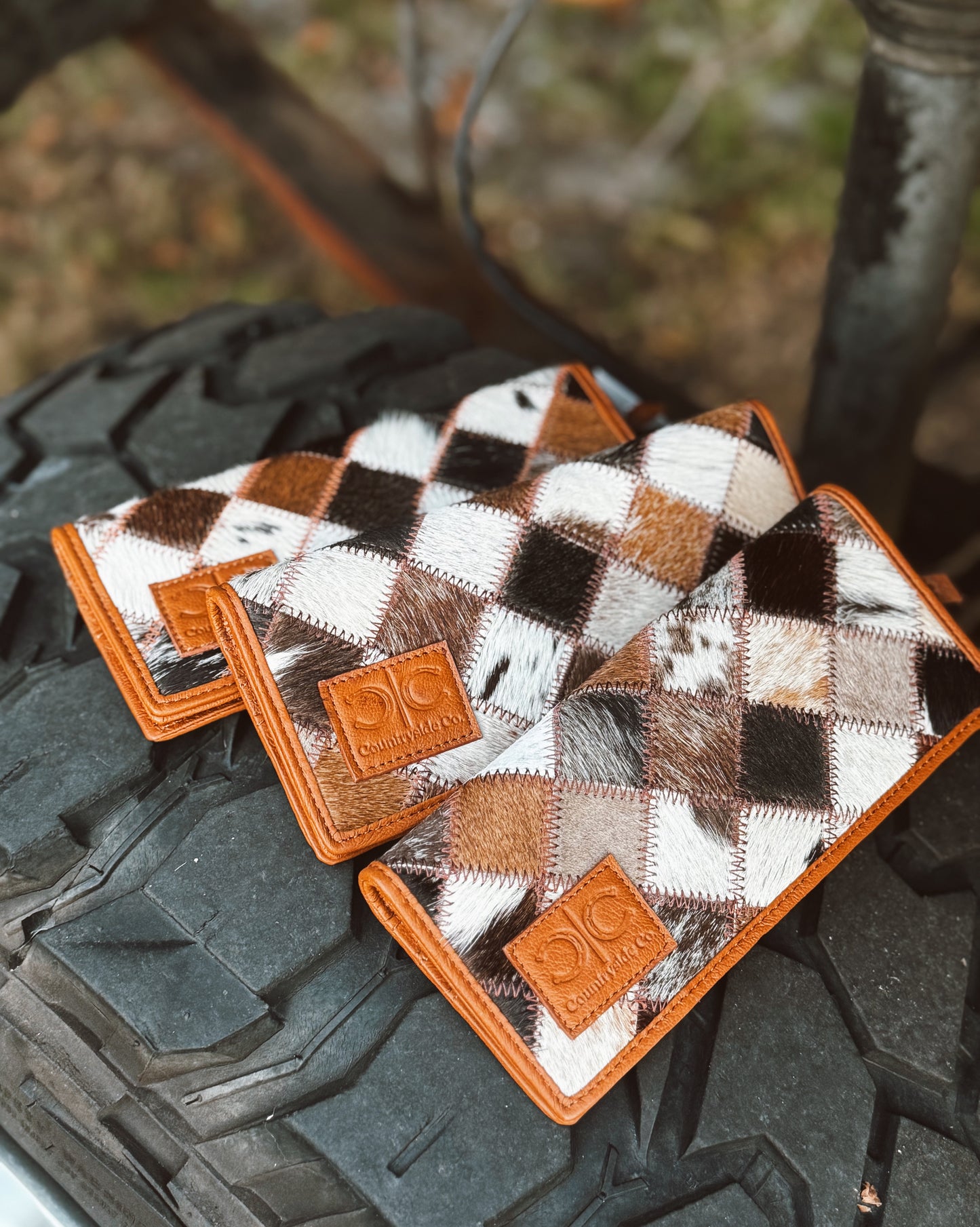Country Side Cowhide Wallet